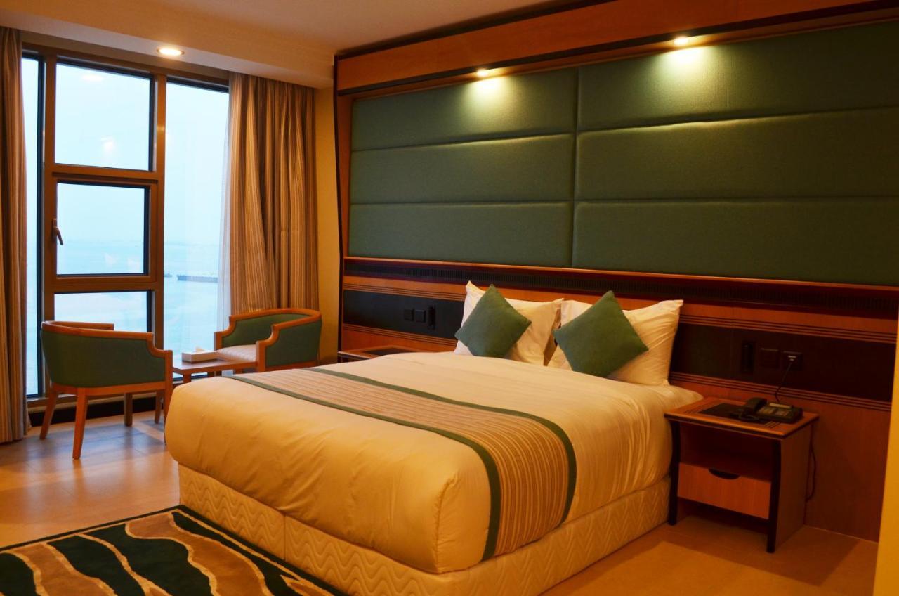 Nooh Tower Apartment Al Hidd Exterior photo